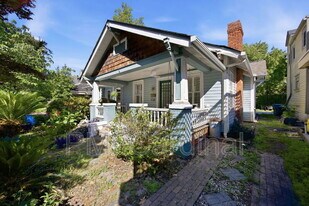 523 N Pine St in Charlotte, NC - Building Photo