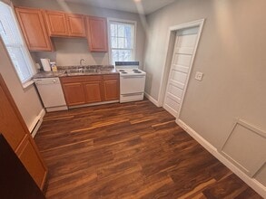 801 E Hector St in Conshohocken, PA - Building Photo - Building Photo