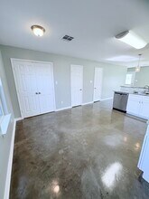 1603 Dehart, Unit Unit B in New Iberia, LA - Building Photo - Building Photo