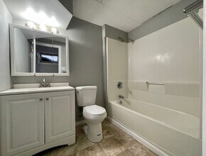 5212 Winnetka Ave N in Minneapolis, MN - Building Photo - Building Photo
