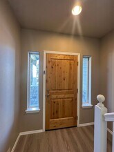 61186 Snowbrush Dr in Bend, OR - Building Photo - Building Photo