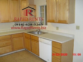 2123 57th Ave in Sacramento, CA - Building Photo - Building Photo