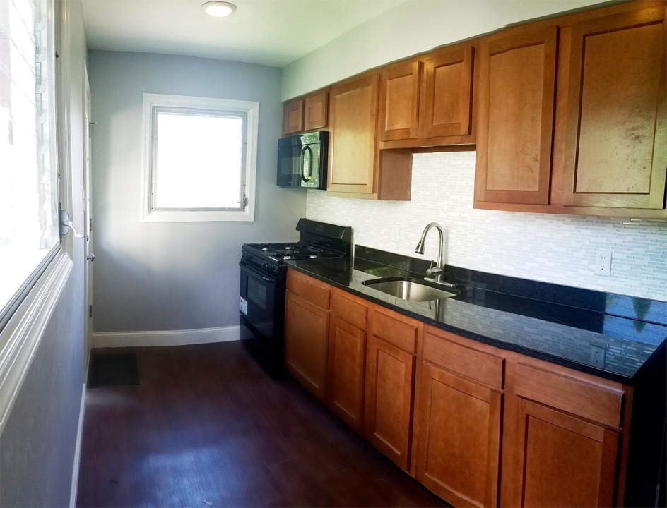 4801 Edgar Terrace-Unit -1 in Baltimore, MD - Building Photo