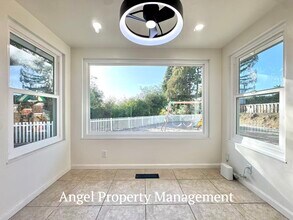 5804 Shadow Ridge Dr in Castro Valley, CA - Building Photo - Building Photo