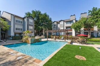 Cobblestone in Arlington, TX - Foto de edificio - Building Photo