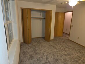 1131 Stonewood Xing, Unit 1131 in Sun Prairie, WI - Foto de edificio - Building Photo