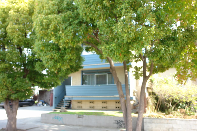 1407 8th St in Berkeley, CA - Foto de edificio - Building Photo