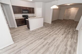 2735 Madison Ct in Conroe, TX - Building Photo - Building Photo