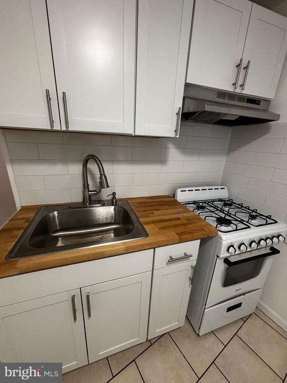 2339 Belgrade St in Philadelphia, PA - Building Photo - Building Photo