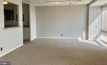 2401 Pennsylvania Ave in Wilmington, DE - Building Photo - Building Photo