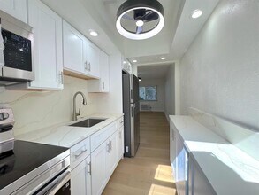 2815 NE 33rd Ave in Fort Lauderdale, FL - Foto de edificio - Building Photo