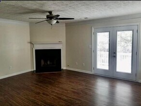 1704 Barrington Overlook in Marietta, GA - Building Photo - Building Photo