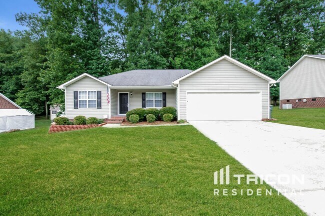 657 Beavers Cove Ln NW in Concord, NC - Building Photo - Building Photo
