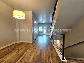 3541 N Waterhouse Ln in Garden City, ID - Building Photo - Building Photo