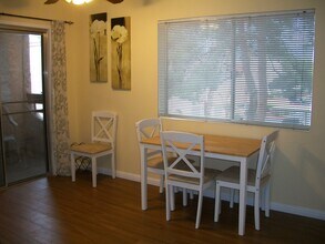 5151 Pioneer Ave, Unit Pioneer Condo in Las Vegas, NV - Building Photo - Building Photo