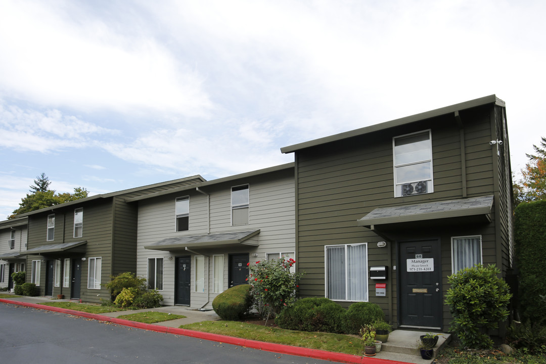 Kensington Terrace in Portland, OR - Building Photo