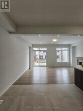 45 Auckland Dr in Whitby, ON - Building Photo - Building Photo