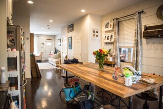 1623 Swain St in Philadelphia, PA - Foto de edificio - Building Photo