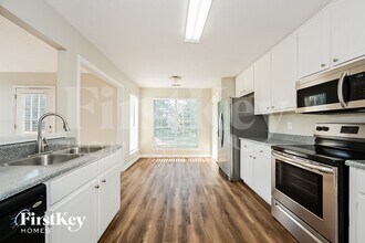 4049 Fieldway Rd in Rex, GA - Building Photo - Building Photo