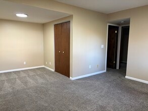 10673 Grouse St NW in Coon Rapids, MN - Building Photo - Building Photo