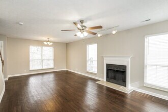 3544 Glenfalls Dr in Nashville, TN - Building Photo - Building Photo