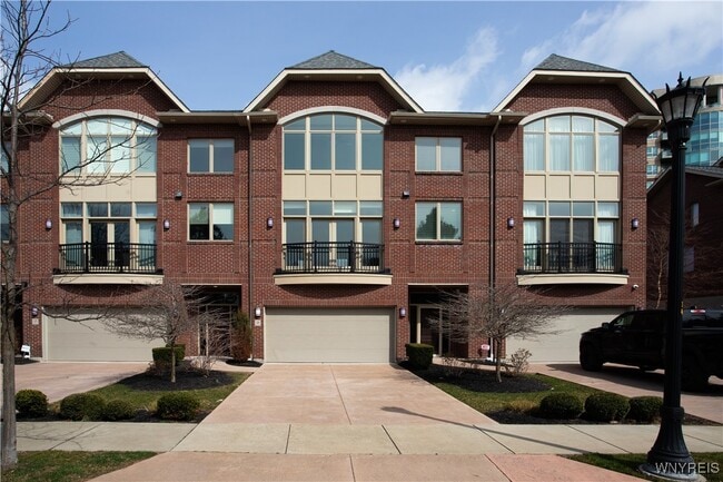 35 Ojibwa Cir in Buffalo, NY - Building Photo - Building Photo
