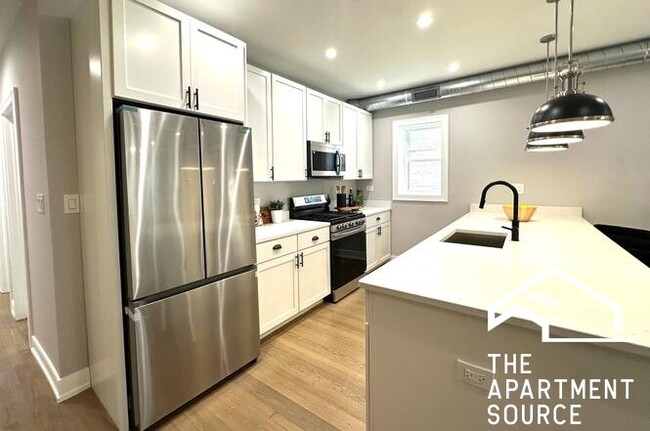 property at 2641 W Carmen Ave