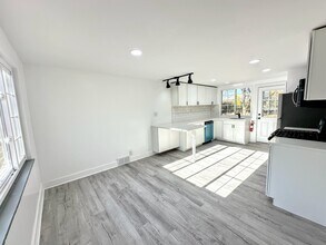 1607 Girard Ave in North Versailles, PA - Building Photo - Building Photo