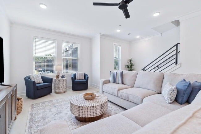 property at 154 Blue Eden Lp