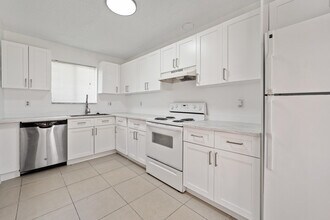 11879 Sturbridge Ln in Wellington, FL - Building Photo - Building Photo