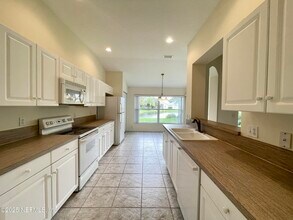 704 Captains Dr in St. Augustine, FL - Building Photo - Building Photo