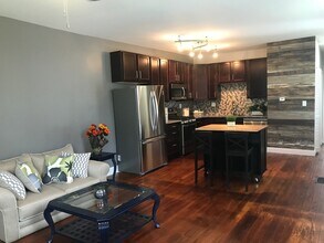 5363 Odell St in St. Louis, MO - Building Photo - Building Photo