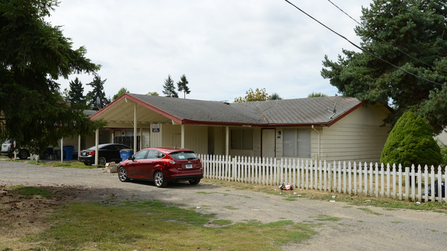 9302 NE 15th Ave in Vancouver, WA - Building Photo - Building Photo