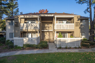 Mission Woods Condominiums in Ontario, CA - Building Photo - Building Photo