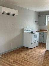 1107 Pine St in Bastrop, TX - Building Photo - Building Photo