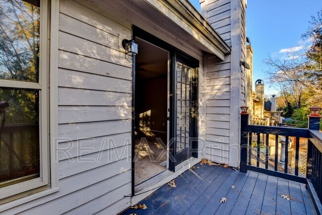 740 S Lake Cir in Chesapeake, VA - Building Photo - Building Photo