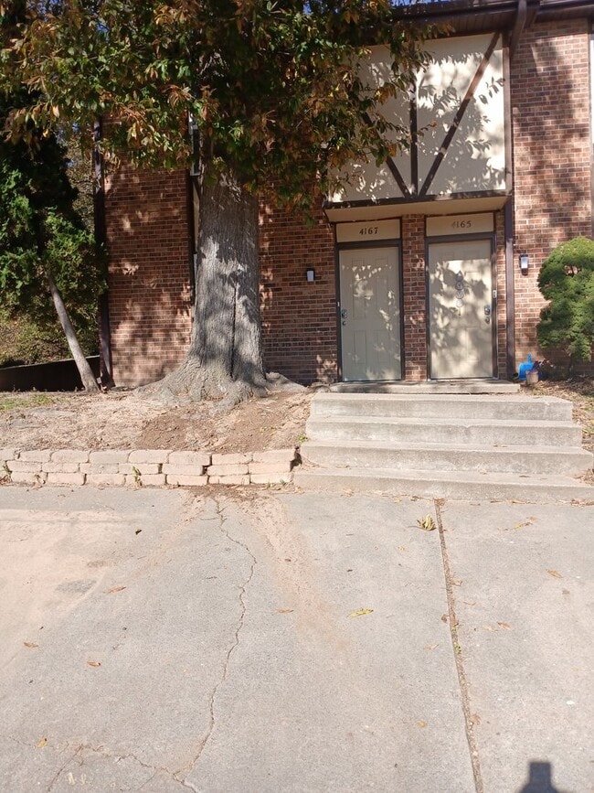 property at 4165 W Bethany Dr