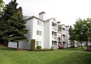 AUTUMN CHASE in Bothell, WA - Building Photo - Building Photo