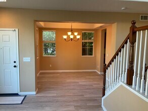 1360 Tiffany Dr in Brentwood, CA - Building Photo - Building Photo