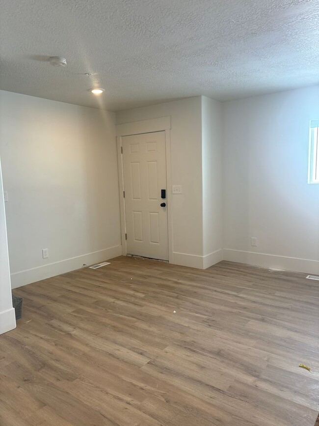 416 Cheyenne Dr in Evanston, WY - Building Photo - Building Photo