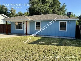 3829 SW 24th St in Oklahoma City, OK - Building Photo