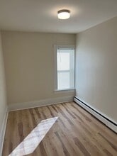 3 Charles St in Chicopee, MA - Building Photo - Building Photo