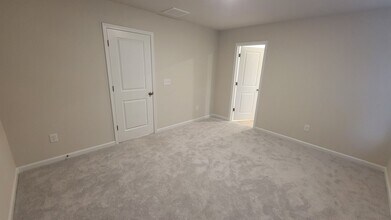 902 Powder Crk Dr in Reidville, SC - Building Photo - Building Photo