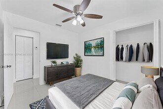 832 NW 28th St in Wilton Manors, FL - Building Photo - Building Photo