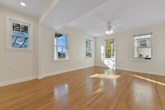 48 Manthorne Rd in Boston, MA - Building Photo - Building Photo