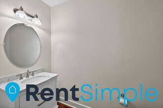 1418 N Rhodes St in Arlington, VA - Building Photo - Building Photo