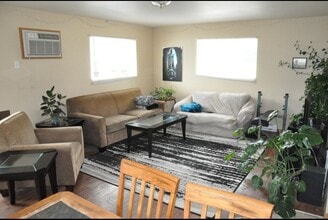 324 7th Ave S, Unit Unit # 3 in Brookings, SD - Foto de edificio - Building Photo