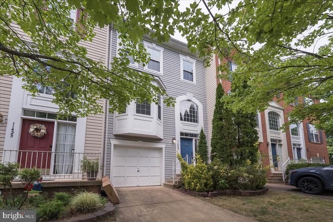 11425 Abner Ave in Fairfax, VA - Building Photo - Building Photo