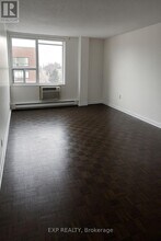 650 Briar Hill Ave in Toronto, ON - Building Photo - Building Photo