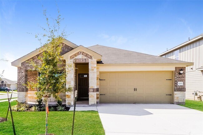 property at 1003 Round Bale Rd